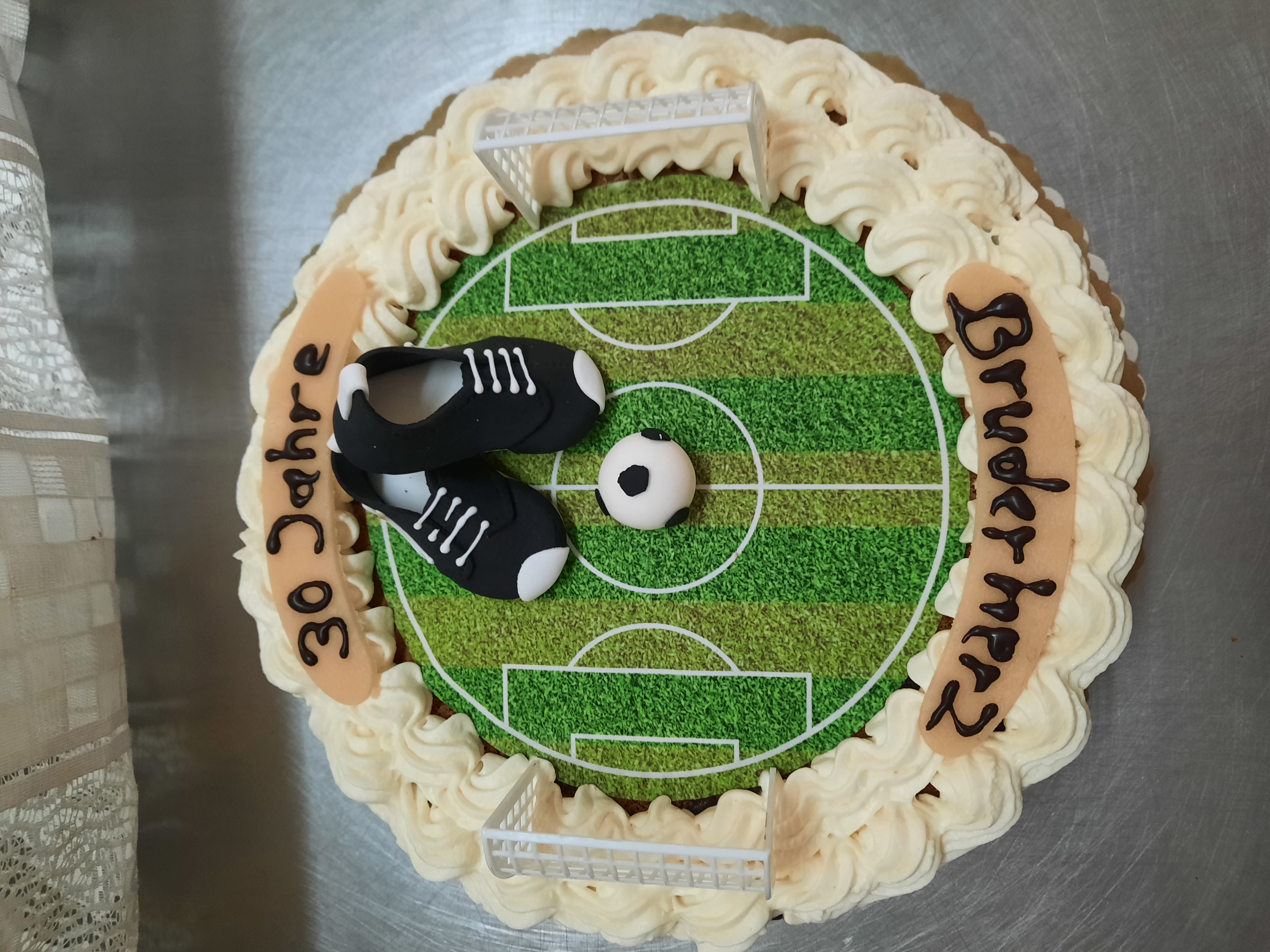 Geburtstags-Torte für echte Fussballprofis